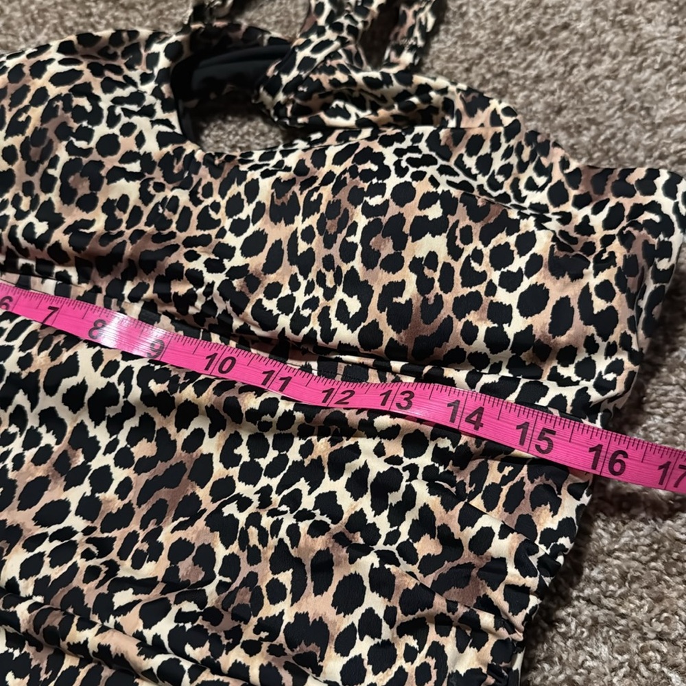 Embrace Your Curves by Miracle Brand animal print 1-piece bathing suit (1X) EUC! - Picture 5 of 10